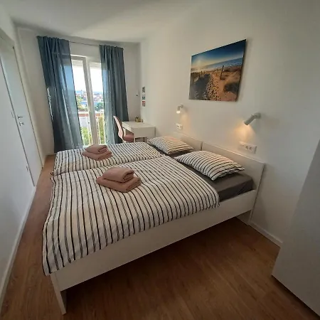 Mare - Lovely Flat Few Steps Away From The Main Bus Station And Old Town *