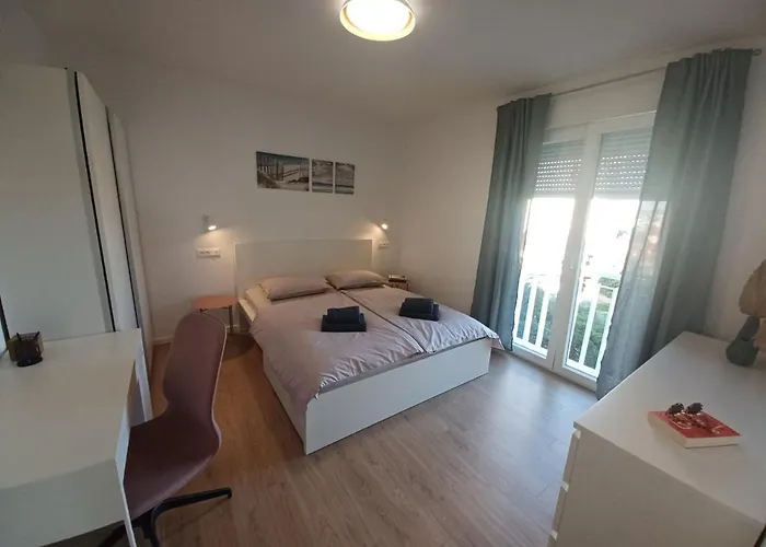 Mare - Lovely Flat Few Steps Away From The Main Bus Station And Old Town